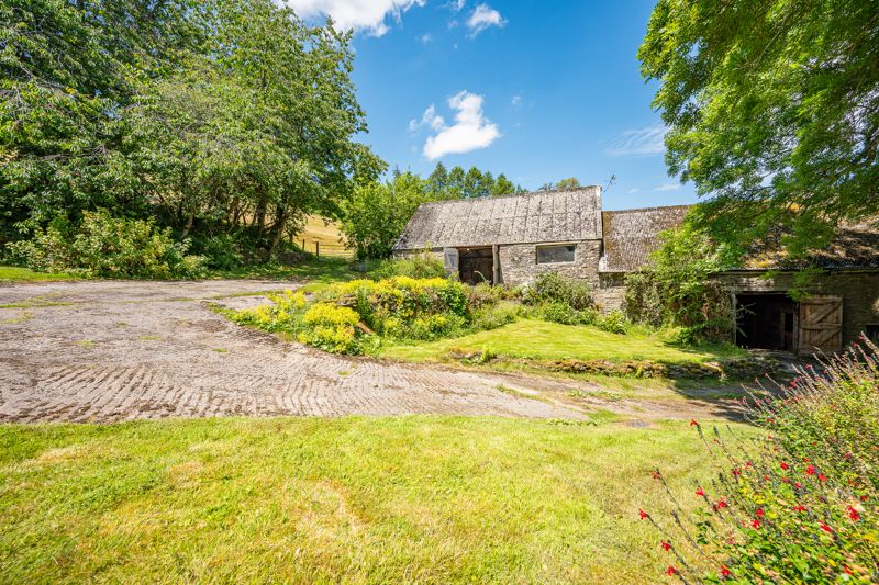 Stone Agricultural Barns and Outbuildings- click for photo gallery